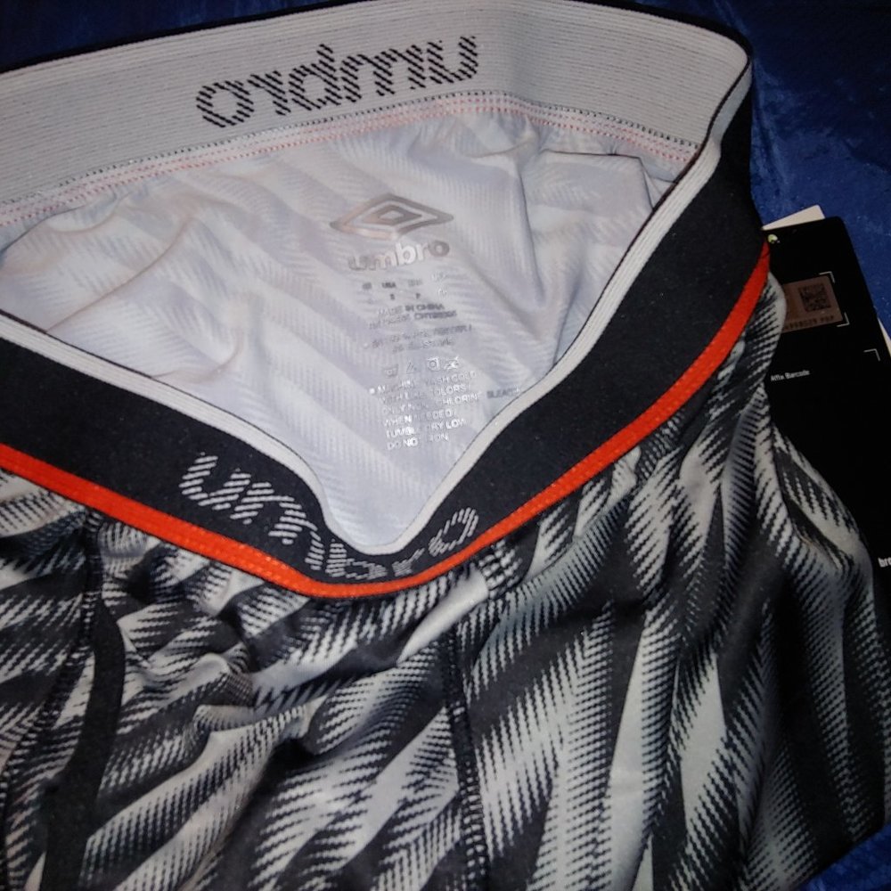 Umbro Trunks Small - Picture 3 of 4